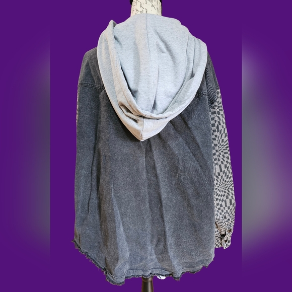 Checkered Black and Gray Women's Jacket - Picture 4 of 9